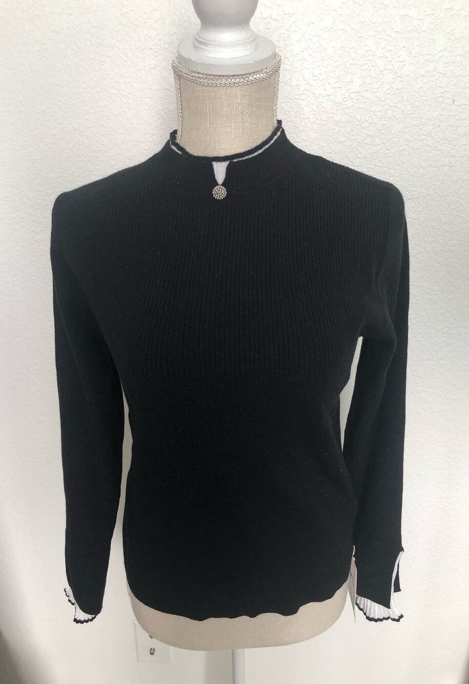 Commense Black Knit Sweater with White Contrast and Pearl Detail - XS